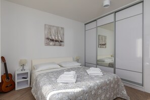 2 habitaciones, wifi gratis y ropa de cama