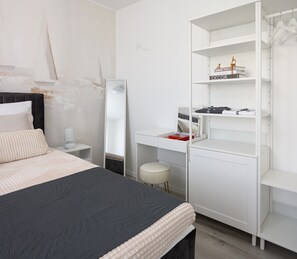 1 bedroom, iron/ironing board, WiFi, bed sheets