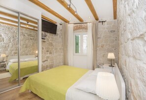 1 habitación, wifi y ropa de cama 