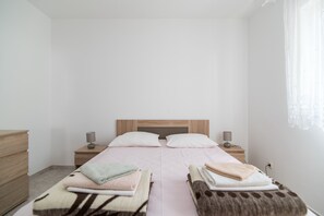 3 Schlafzimmer, Internetzugang, Bettwäsche