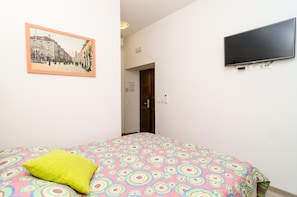 1 chambre, accĂšs Internet, draps fournis