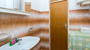 Hair dryer, towels