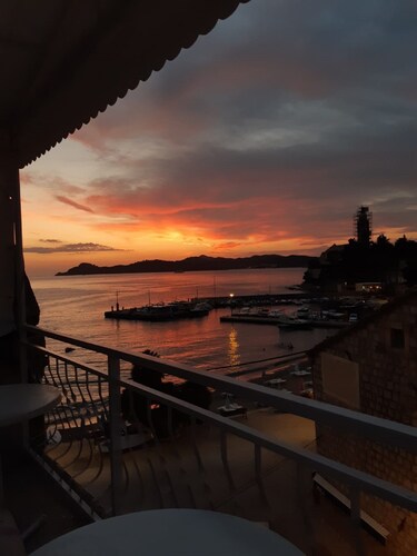 Rooms Milena - Double or Twin Room with External Private Bathroom