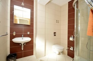 Hair dryer, towels - Apartments Villa Moonlight - Standard Two Bedroom Apartment with Large Terrace (Jenny) (Okrug Gornji)