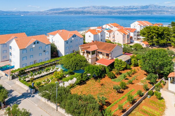 Exterior - Apartments Jerko - Comfort One Bedroom Apartment with Terrace (Supetar)