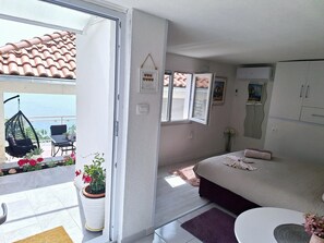 1 chambre, accès Internet, draps fournis