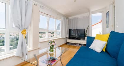 Apartment Emma - Two Bedroom Apartment with Balcony and Sea View