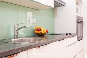 Fridge, microwave, oven, stovetop - Apartments Stella - One Bedroom Apartment with Terrace A1 (Dubrovnik)