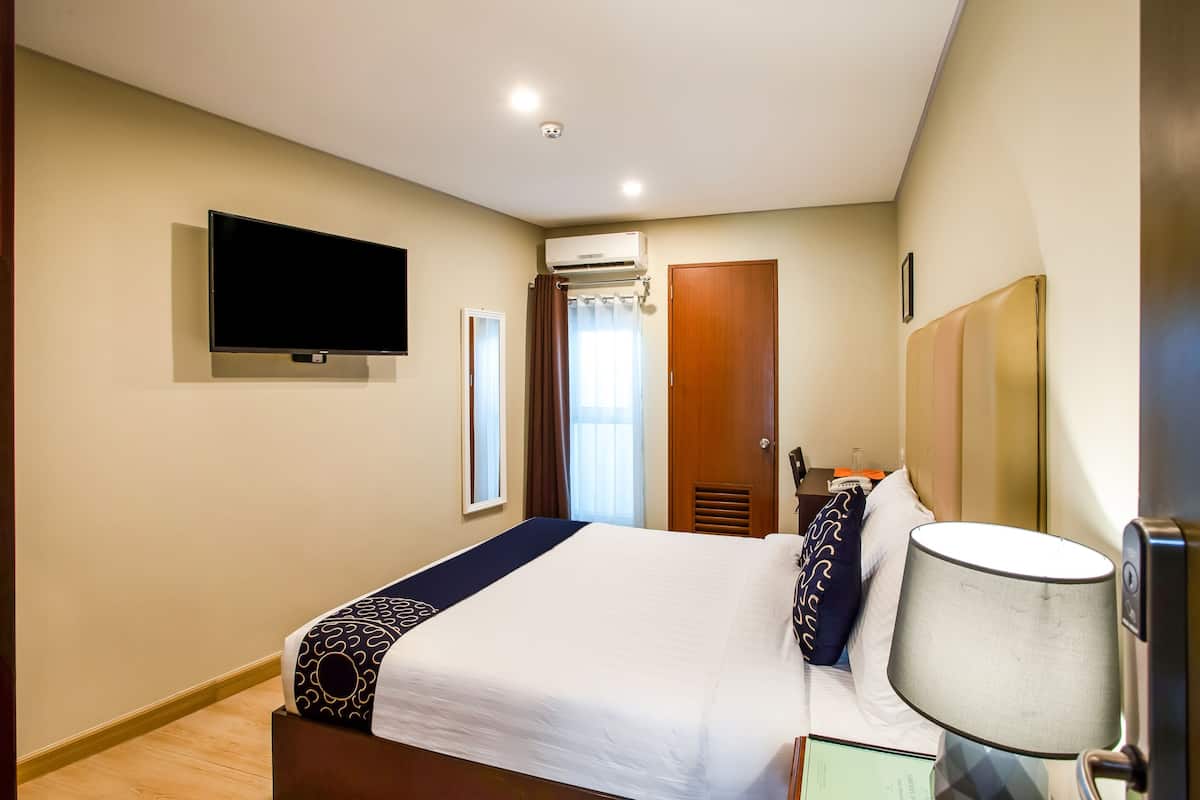 Habitación Deluxe doble | Escritorio, wifi gratis, ropa de cama