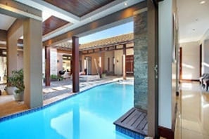 Piscine extérieure