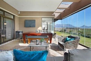 Vacation Villa 74 | Wohnzimmer | Flachbildfernseher, DVD-Player