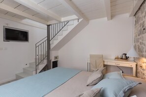1 habitación, wifi y ropa de cama
