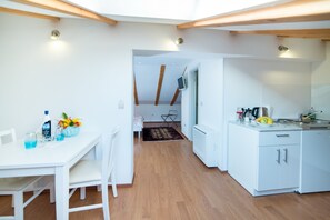Fridge, stovetop, cookware/dishes/utensils - Rooms Raic - Studio Apartment (Lavander) (Dubrovnik)