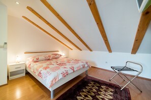 Accès Internet, draps fournis