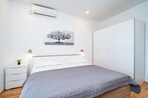 1 bedroom, Internet, bed sheets