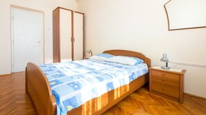 1 bedroom, WiFi, bed sheets - Villa Gverovic-Double Room with External Bathroom 2 and Sea View (Zaton)