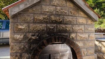 Enceinte de lâhĂ©bergement