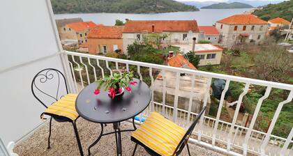 Apartments Nodilo - Standard One Bedroom Apartment with Balcony and Sea View (Apt 2)