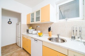 Fridge, microwave, oven, dishwasher