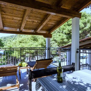Property grounds - Apartments Ammos - One Bedroom Apartment with Shared Terrace and Sea View (Mali) (Saplunara)