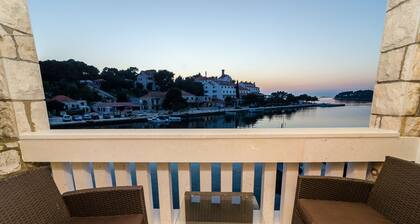 Guest House Kiko - Apartamento de 1 dormitorio con balcón y vistas al mar (A4)