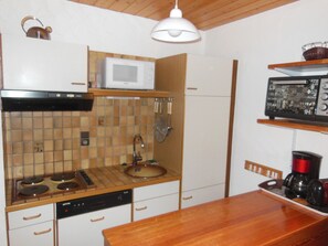 Frigorifero, microonde, forno, lavastoviglie