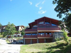 Esterni