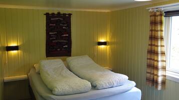 Economy Studio | 1 bedroom, Egyptian cotton sheets, premium bedding, down comforters