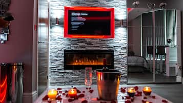 Deluxe Apartment, Ensuite (Deluxe Apartment Suite) | Lounge