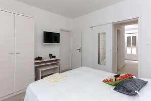 1 chambre, accès Internet, draps fournis