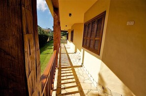 Porch - Pousada Nusa Dua Maresias (São Sebastião)