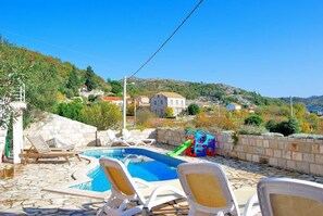 Pool - Villa Tony - Five Bedroom Villa with Terrace, Swimming Pool and Sea View (Orasac)