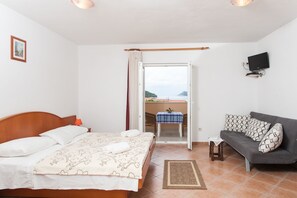 Bügeleisen/Bügelbrett, kostenloses WLAN, Bettwäsche