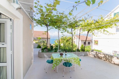 Apartments Veve - Studio Apartment with Terrace Sea View