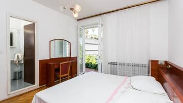 1 sovrum, gratis wi-fi och sÀngklÀder