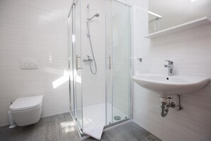 Haartrockner, Handtücher