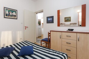 2 bedrooms, iron/ironing board, free WiFi, bed sheets - K-Apartments - Two Bedroom Apartment with Terrace and Sea View - A4 (Dubrovnik)