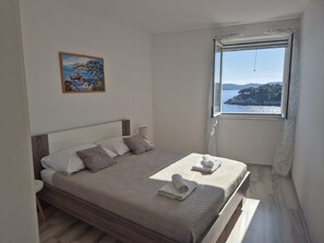1 bedroom, WiFi, bed sheets - Apartments Matea - One-Bedroom Apartment with Sea View (Stikovica)