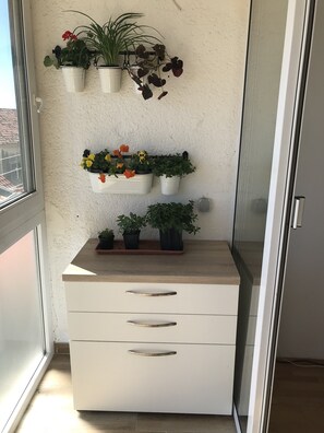 Interior - Apartment City Walk (ST) - Comfort One Bedroom Apartment with Balcony and City View (Split)