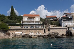 Exterior - House Rašica - One Bedroom Apartment with Terrace and Sea view (2) (Molunat)
