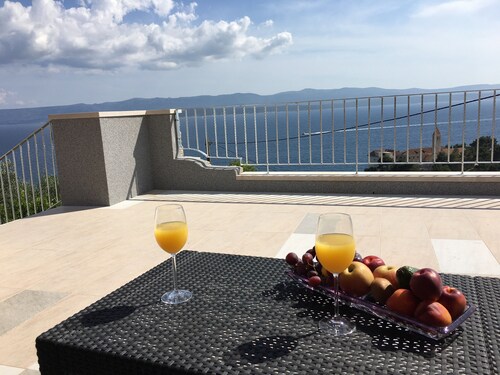 Apartments Eastern Paradise - Komfort Apartment mit 1 Schlafzimmer, Terrasse und Meerblick (A3)
