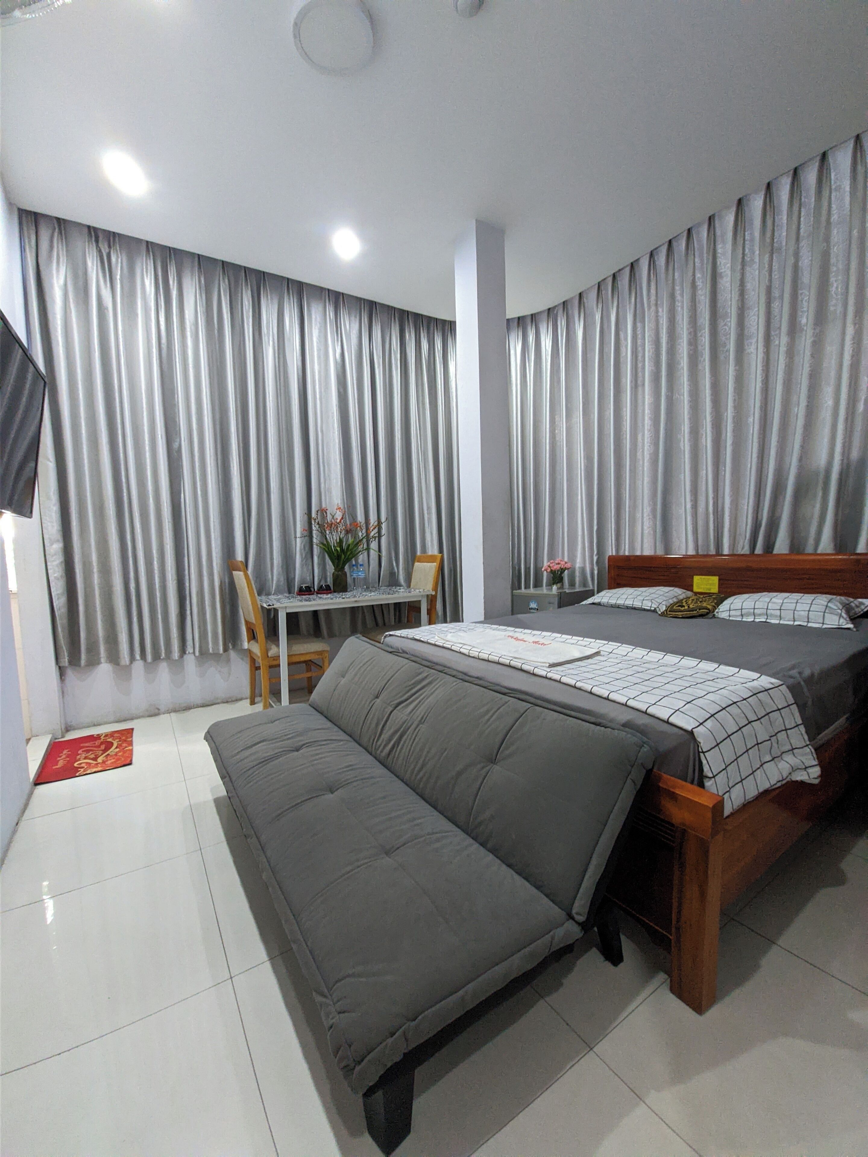 Doppia Superior | Minibar, una scrivania, Wi-Fi gratuito