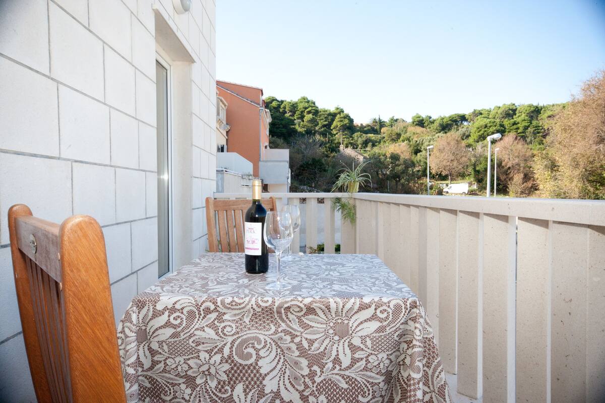 Apartamento, 2 quartos | Sacada