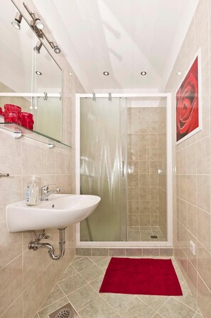 Hair dryer, towels
