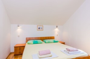 1 dormitorio, Internet, ropa de cama