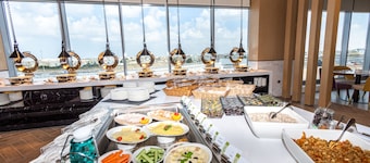 Premier Inn Dubai Dragon Mart