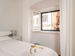 1 bedroom, iron/ironing board, Internet, bed sheets