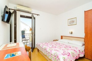 1 camera, Wi-Fi, lenzuola