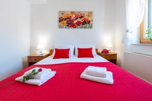 1 sovrum, strykjärn/strykbräda, wi-fi och sängkläder