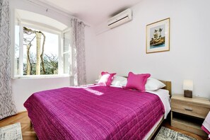 1 bedroom, iron/ironing board, free WiFi, bed sheets - Apartment Mary - One Bedroom Apartment with Terrace (Dubrovnik)